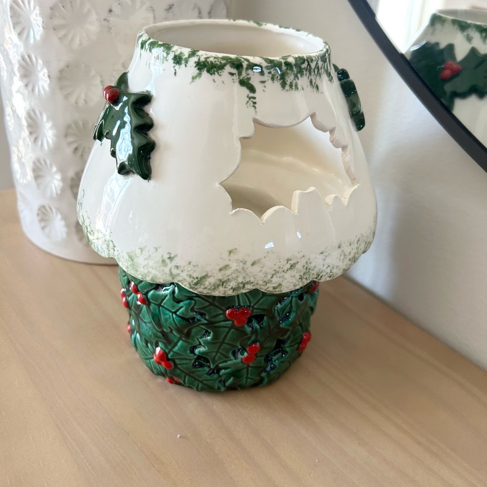 Vintage Festive Green and White Holiday Holly Berry Candle Holder
